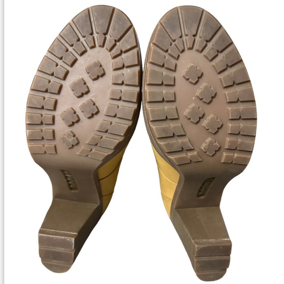 Timberland WOMEN’S CAMDALE CHUNKY HEEL BOOTS - Picture 8 of 8